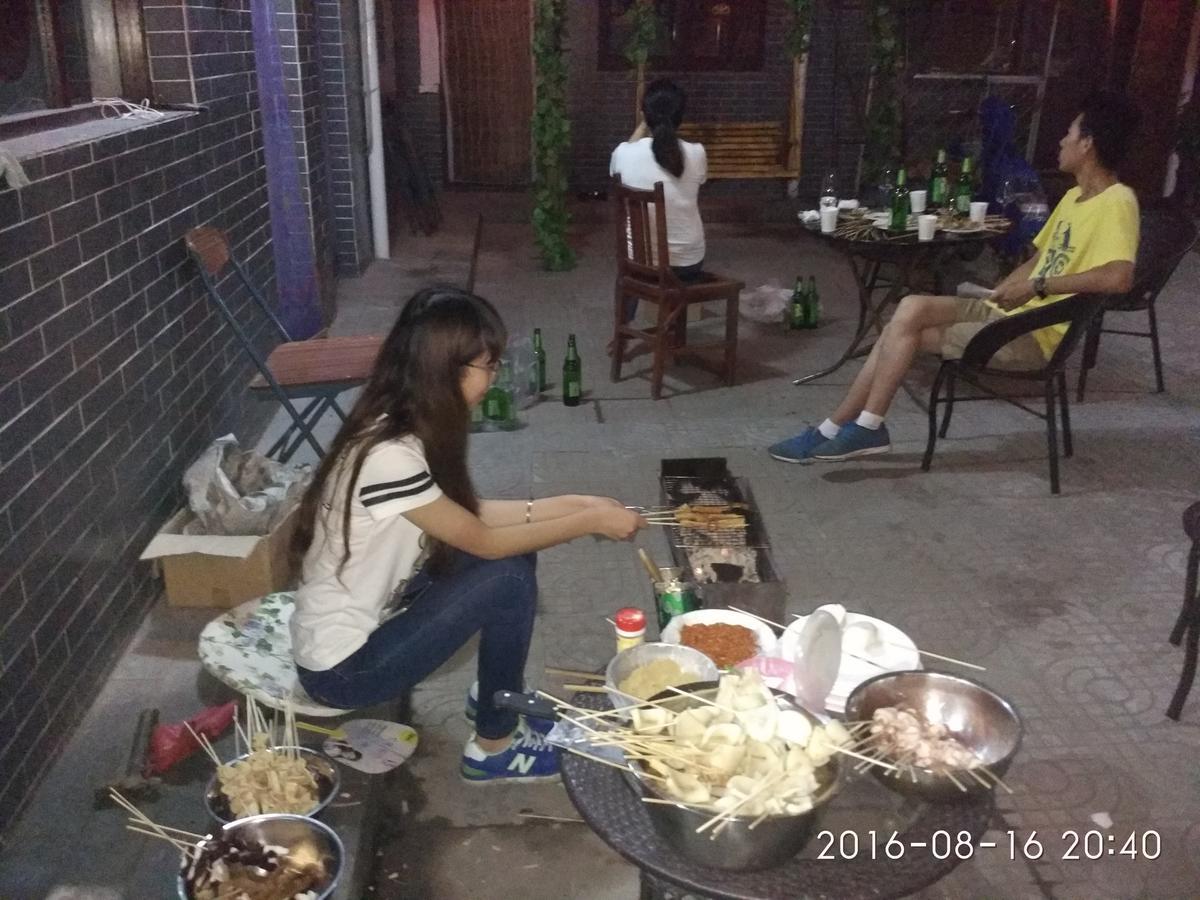 Pingyao Lefeng Youth Hostel - Ancient Town Exteriör bild
